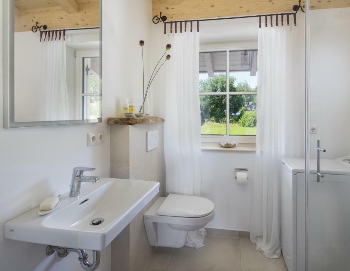 Ferienwohnung Chiemsee Брайтбрун ам Киймзее Екстериор снимка